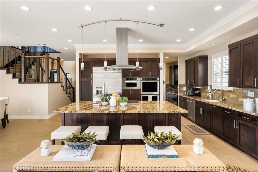 1977 Port Cardiff Place