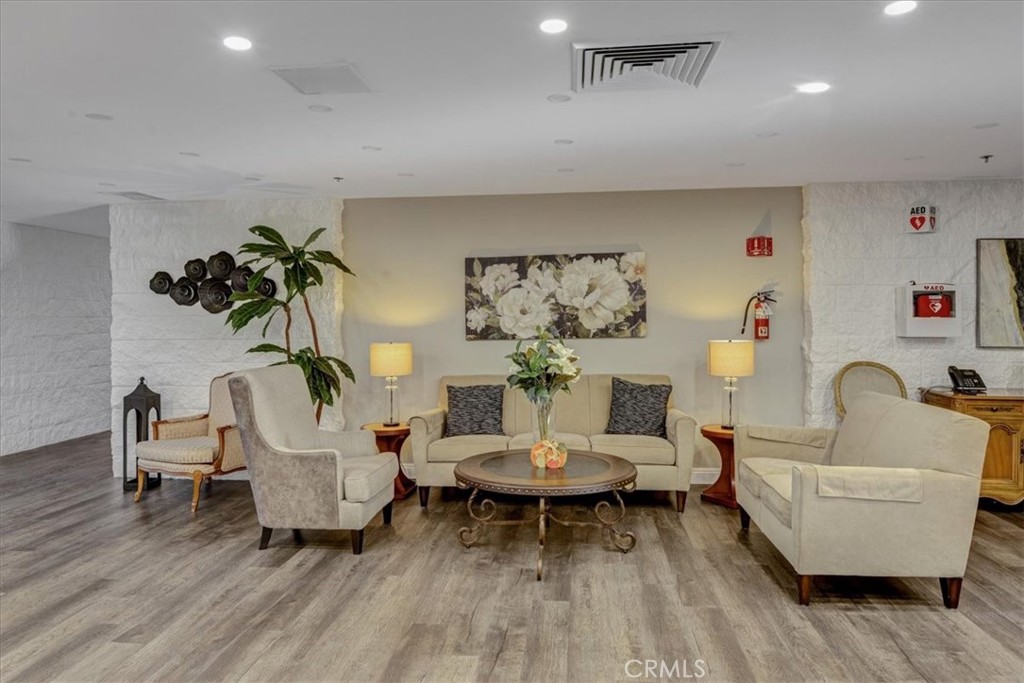 24055 Paseo Del Lago 703