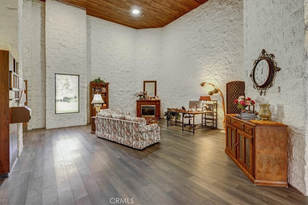 24055 Paseo Del Lago 703