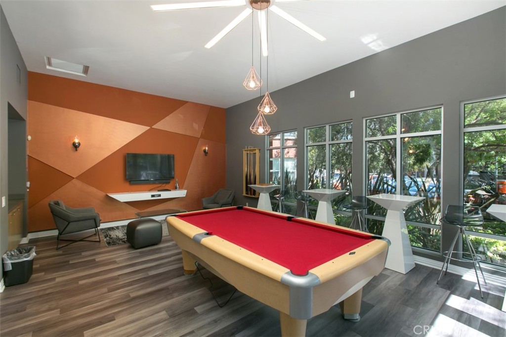 71 Brownstone Way 144