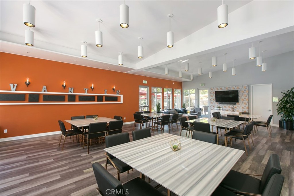 71 Brownstone Way 144