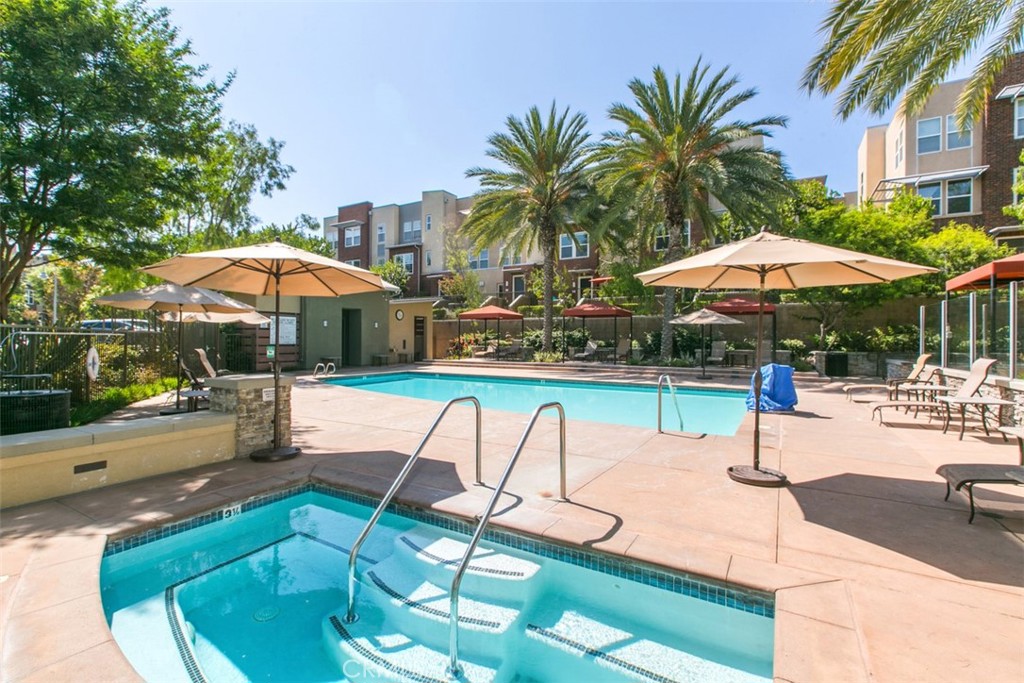 71 Brownstone Way 144