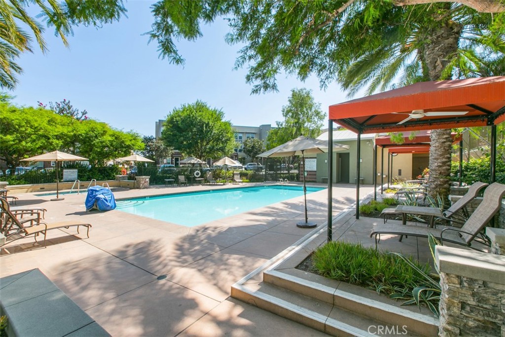 71 Brownstone Way 144