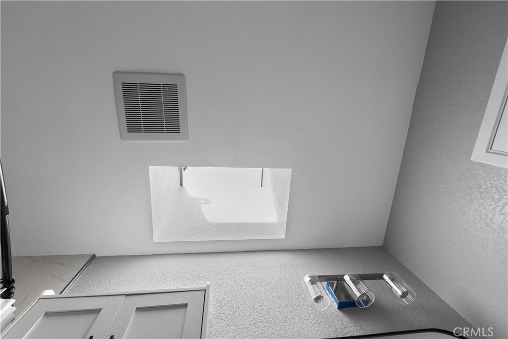 2248 A Via Mariposa E