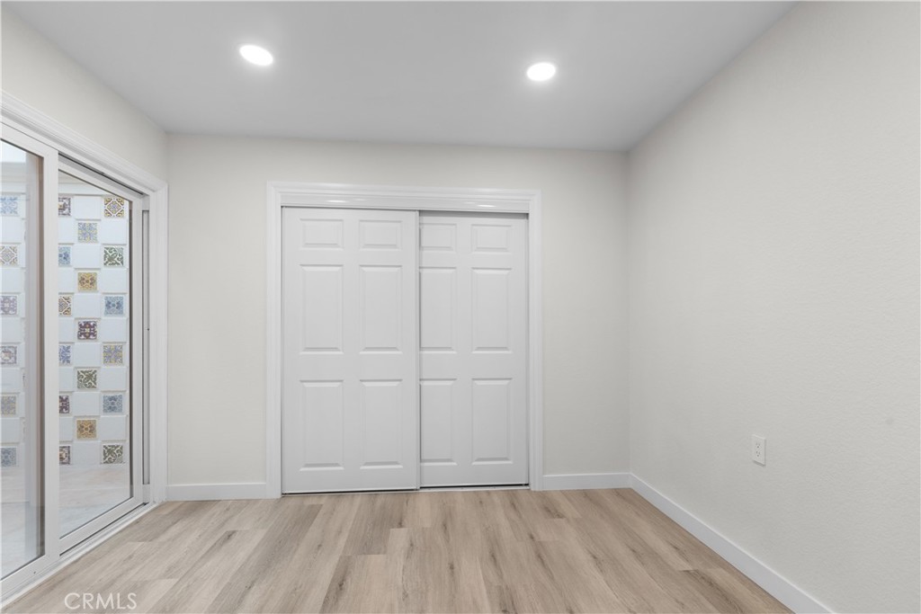 2248 A Via Mariposa E