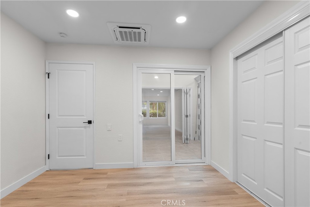 2248 A Via Mariposa E