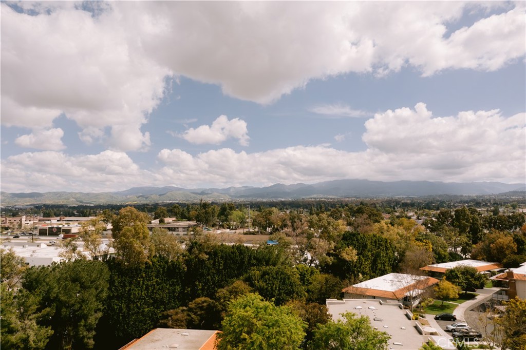 2248 A Via Mariposa E