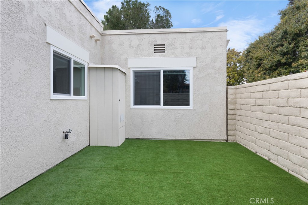 2248 A Via Mariposa E