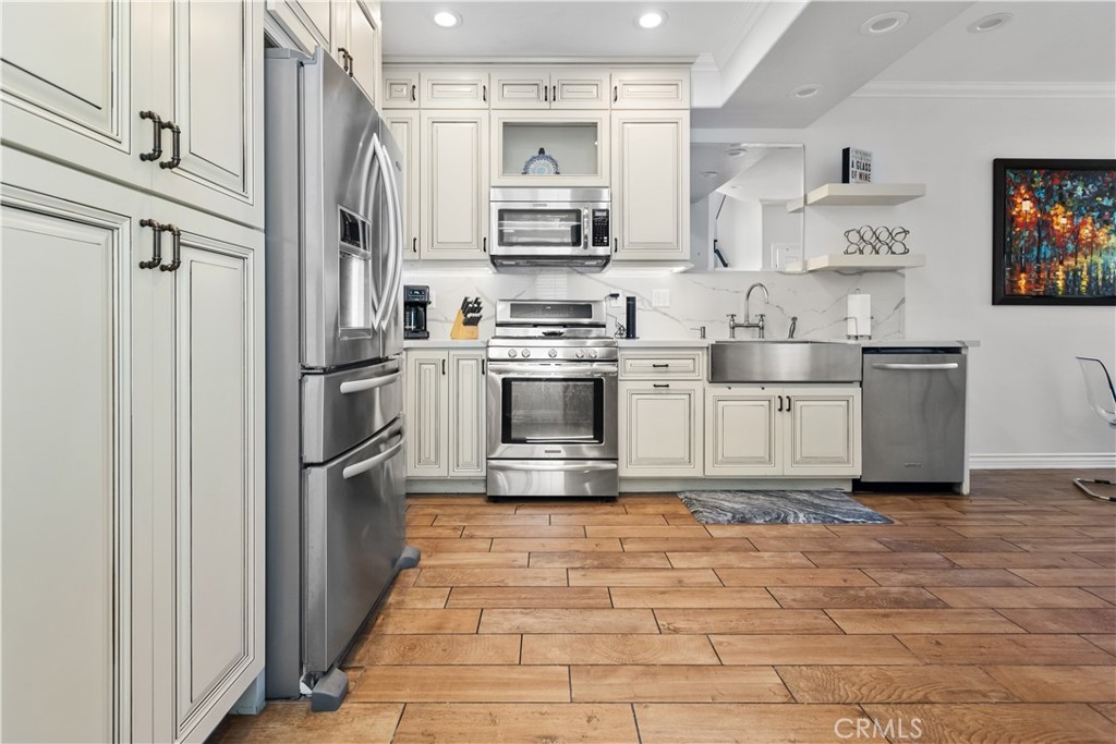 28474 Yosemite Drive