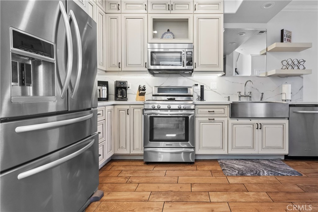 28474 Yosemite Drive