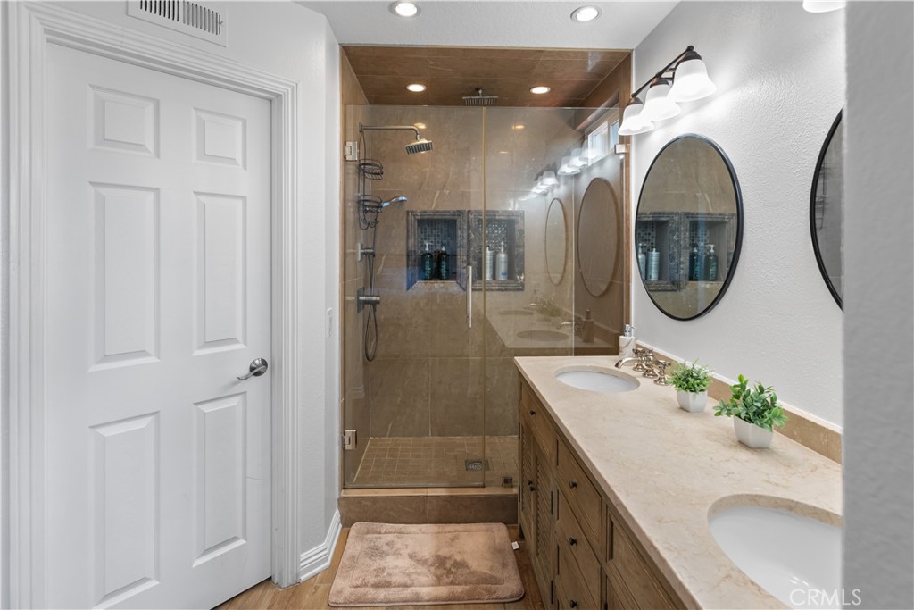 28474 Yosemite Drive