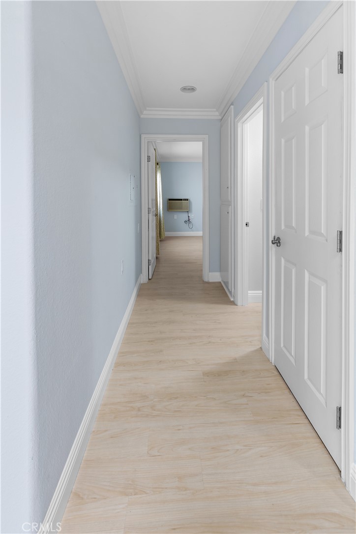 2345 Via Mariposa W B