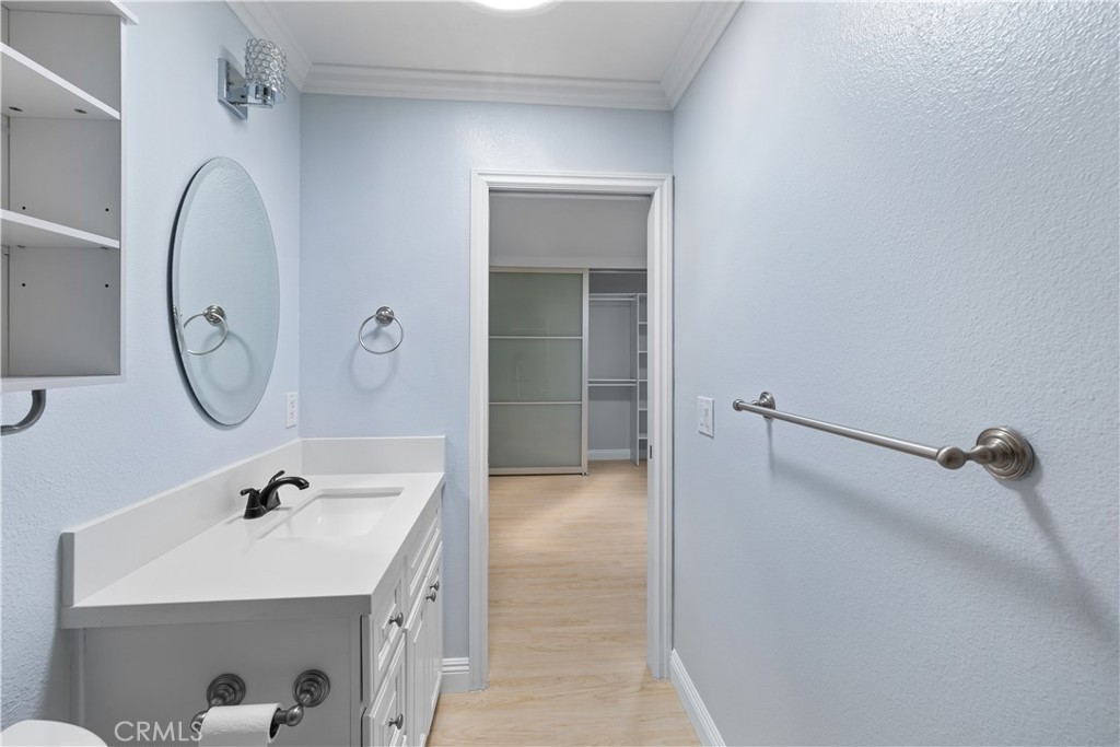 2345 Via Mariposa W B