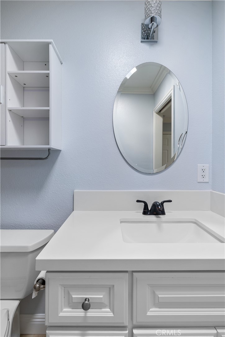 2345 Via Mariposa W B