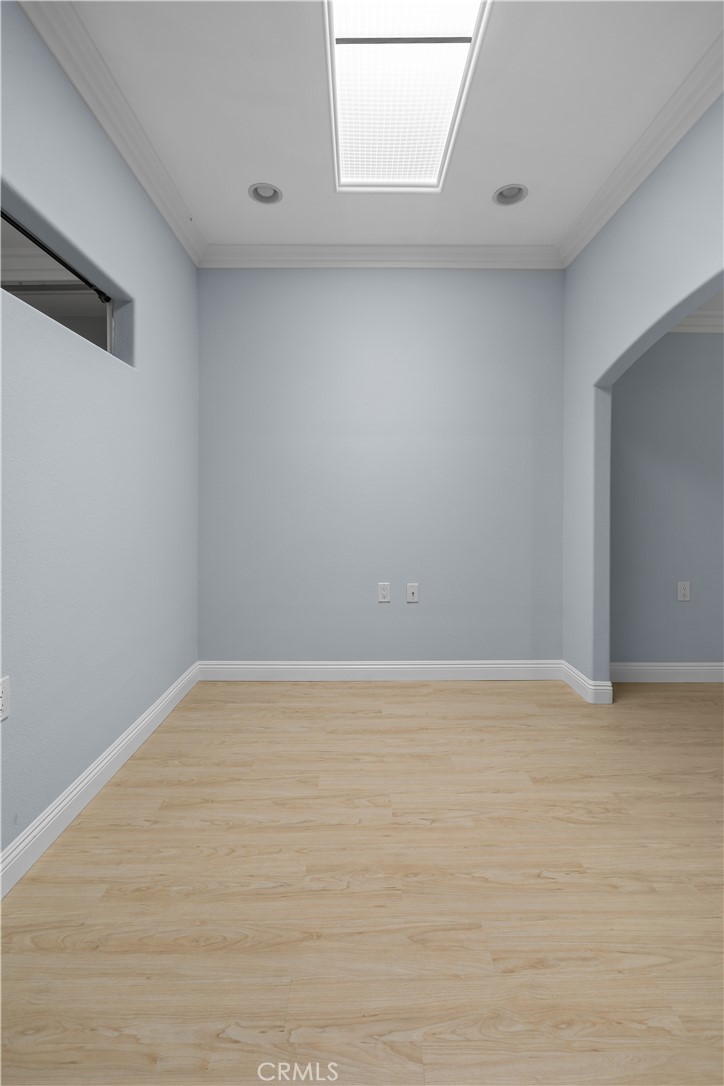 2345 Via Mariposa W B