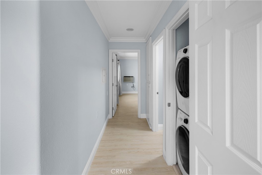 2345 Via Mariposa W B