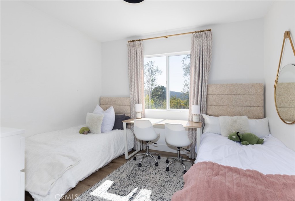 11 Southern Hills Drive