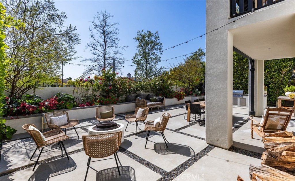 11 Southern Hills Drive