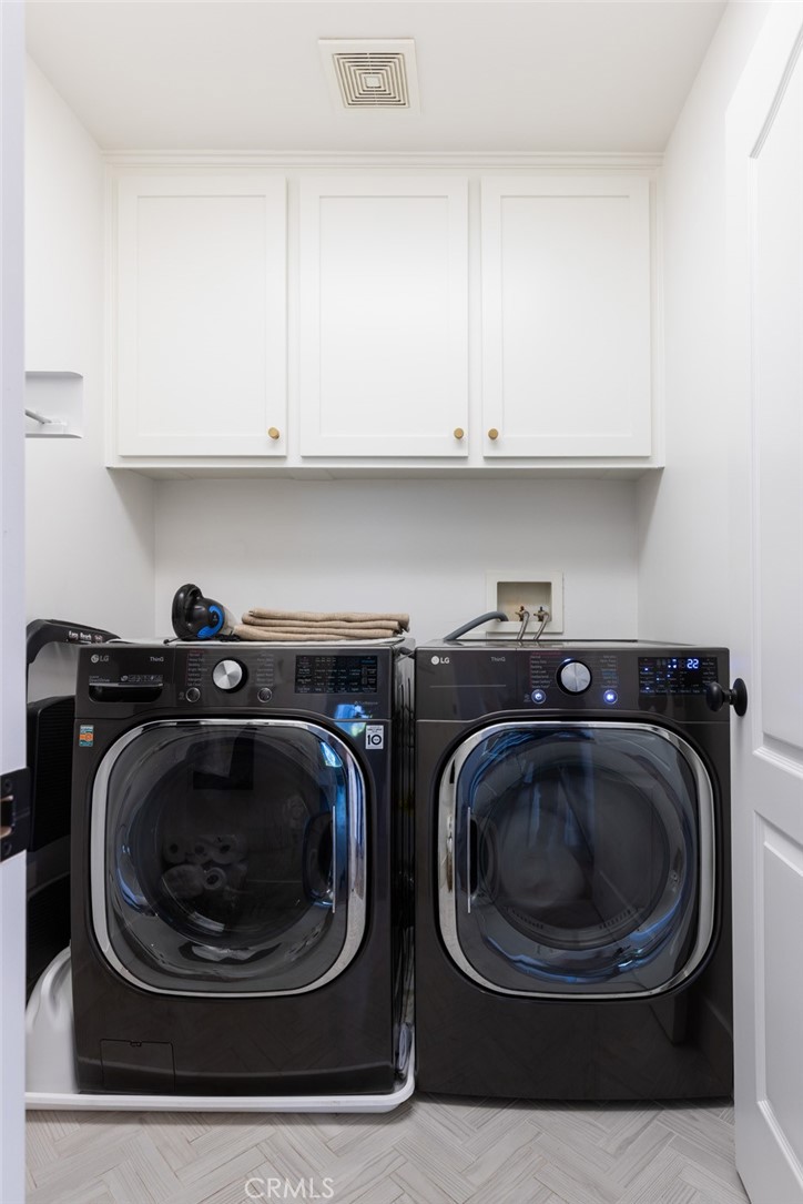 11 Southern Hills Drive