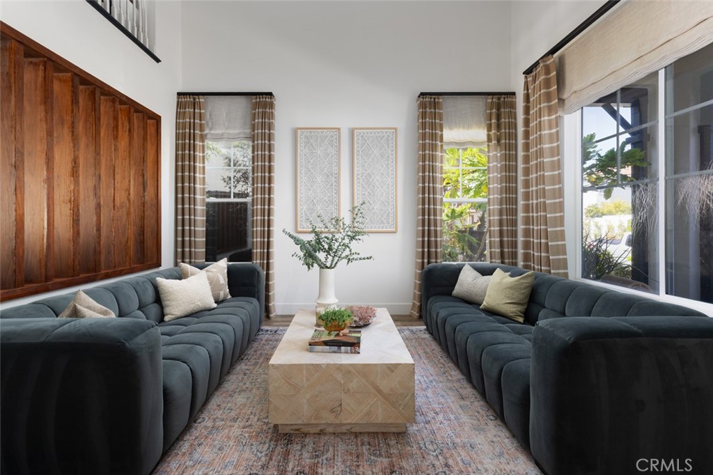 11 Southern Hills Drive