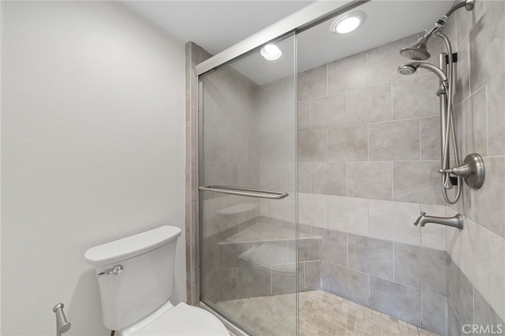 3498 Bahia Blanca W 2F