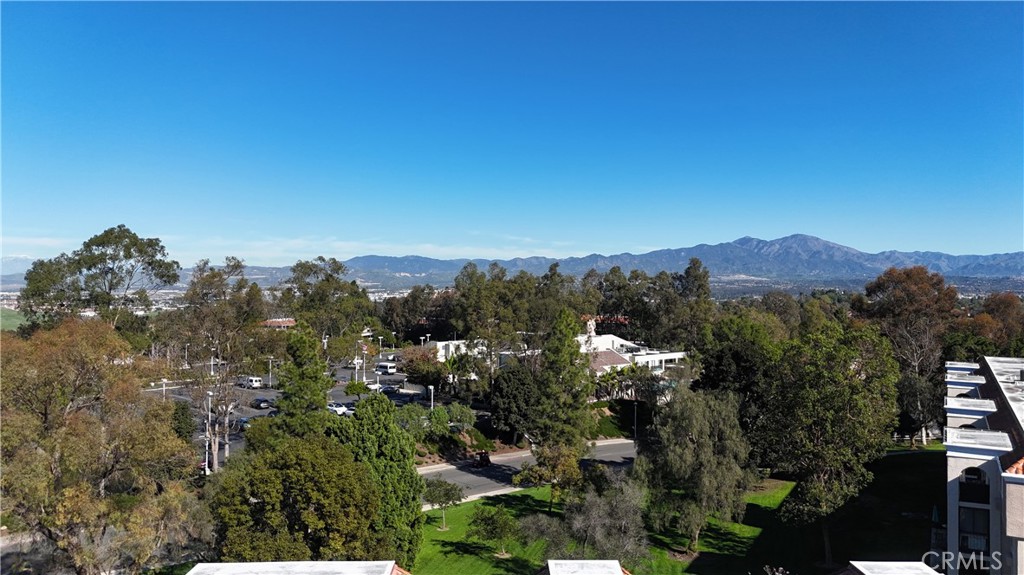 3498 Bahia Blanca W 2F