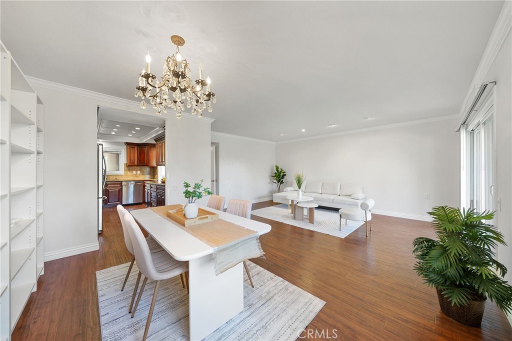 3498 Bahia Blanca W 2F