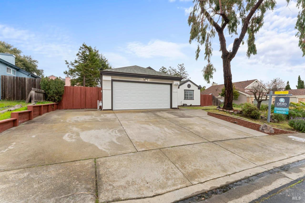 505 Zinnia Court