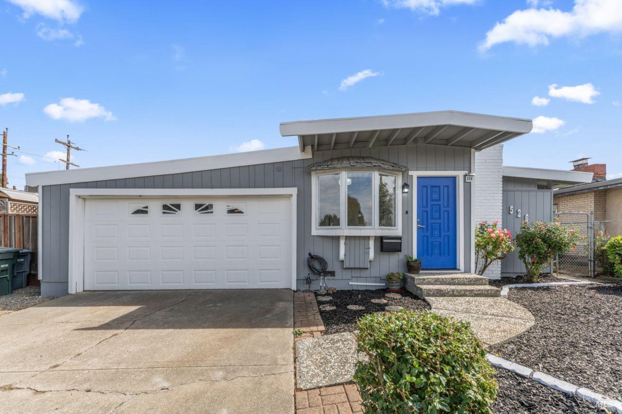 526 Cabrillo Avenue