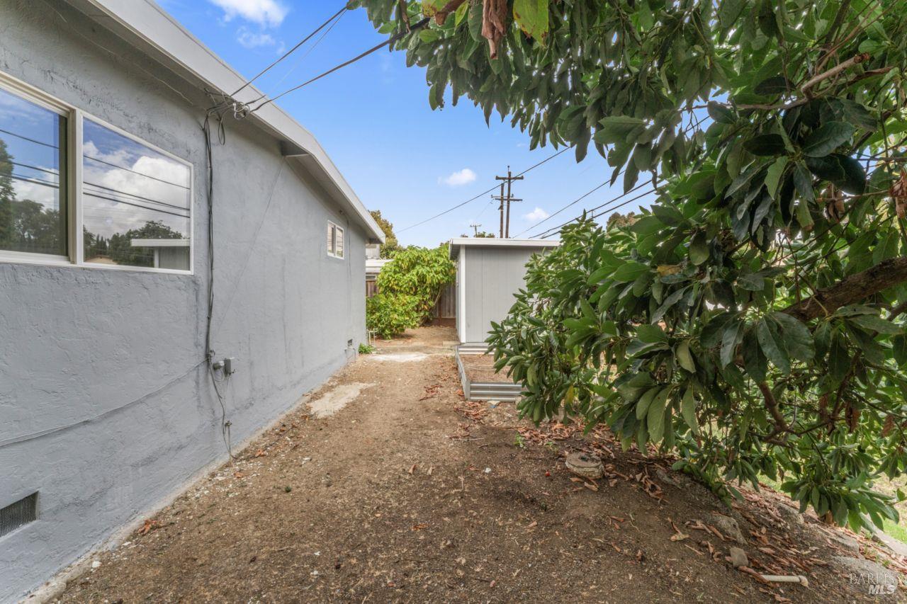 526 Cabrillo Avenue