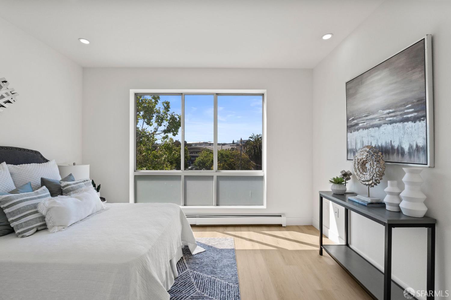 2027 Market Street # 7