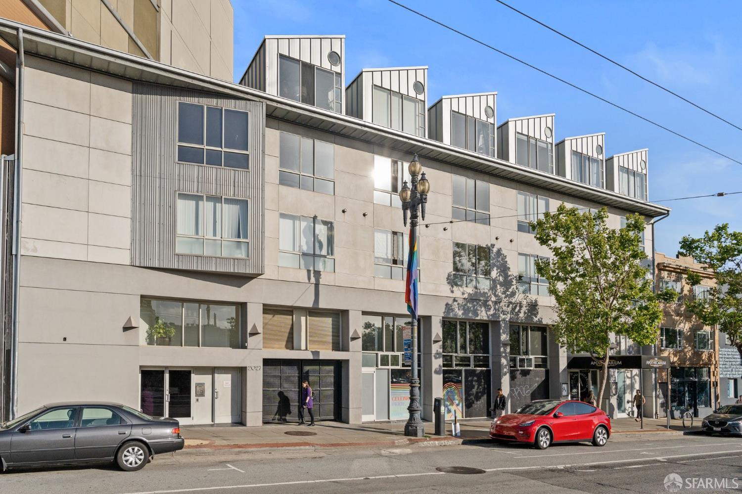 2027 Market Street # 7