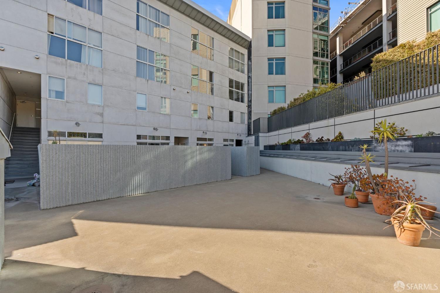 2027 Market Street # 7