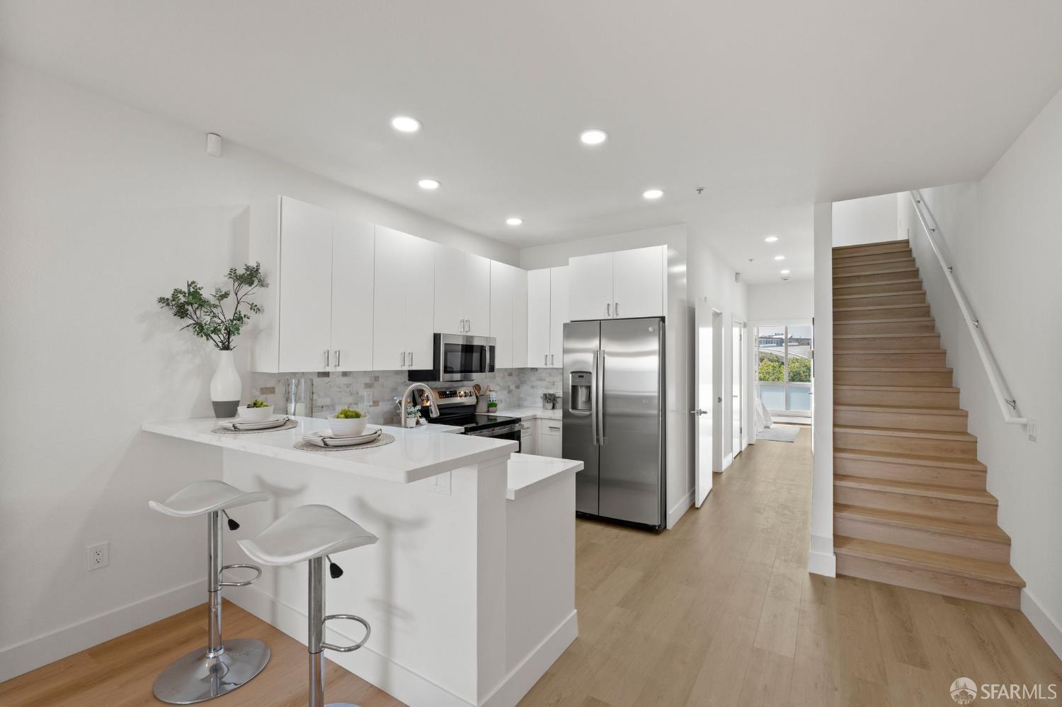 2027 Market Street # 7