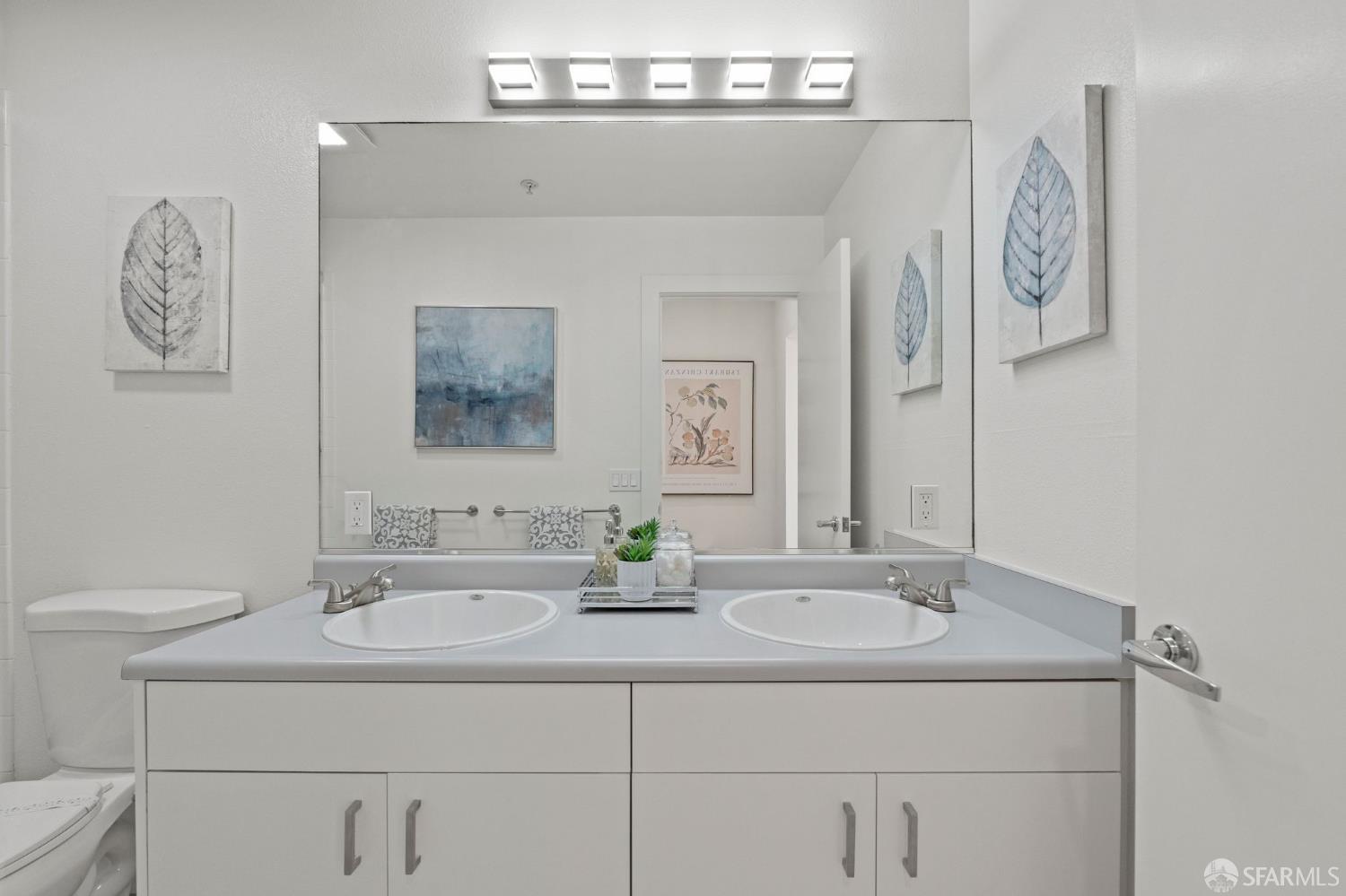 2027 Market Street # 7