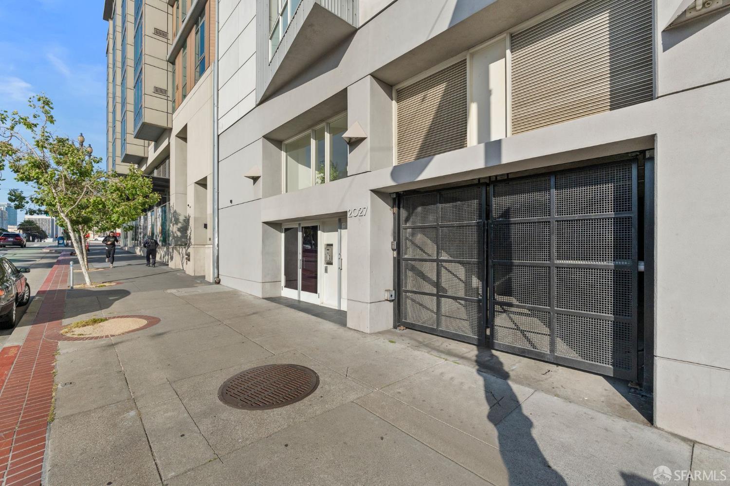 2027 Market Street # 7