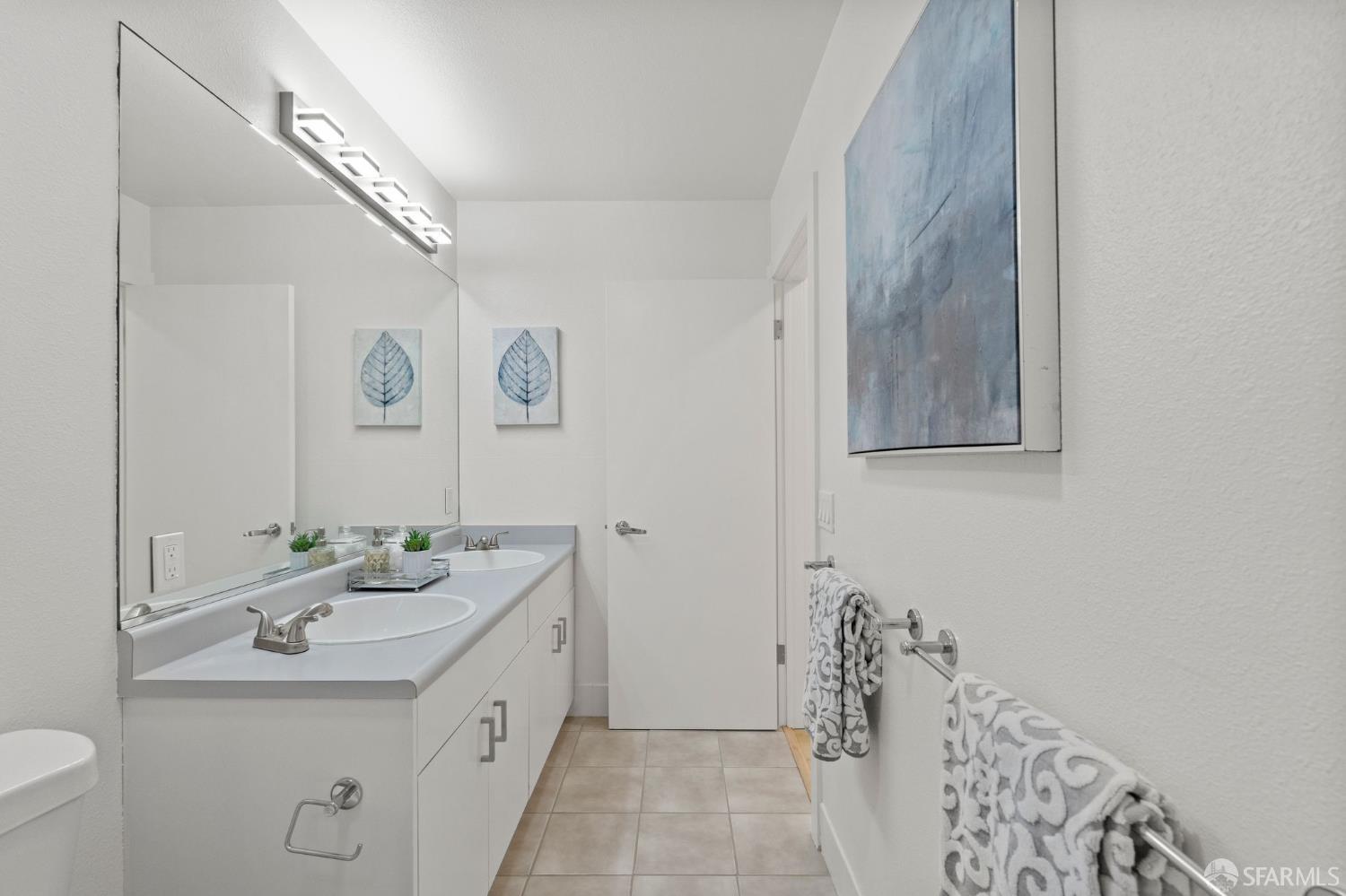 2027 Market Street # 7