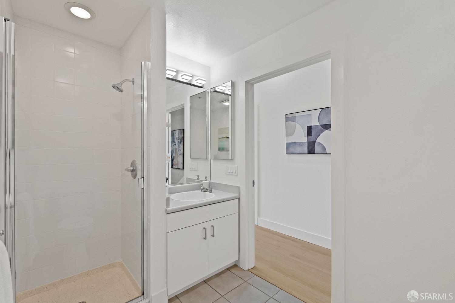 2027 Market Street # 7