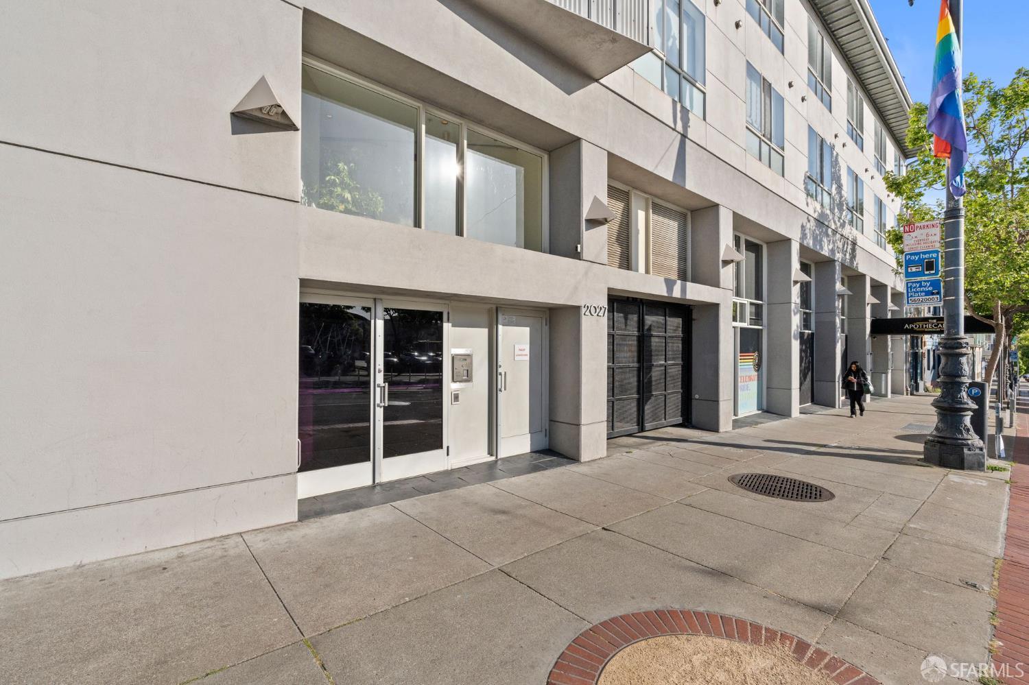 2027 Market Street # 7