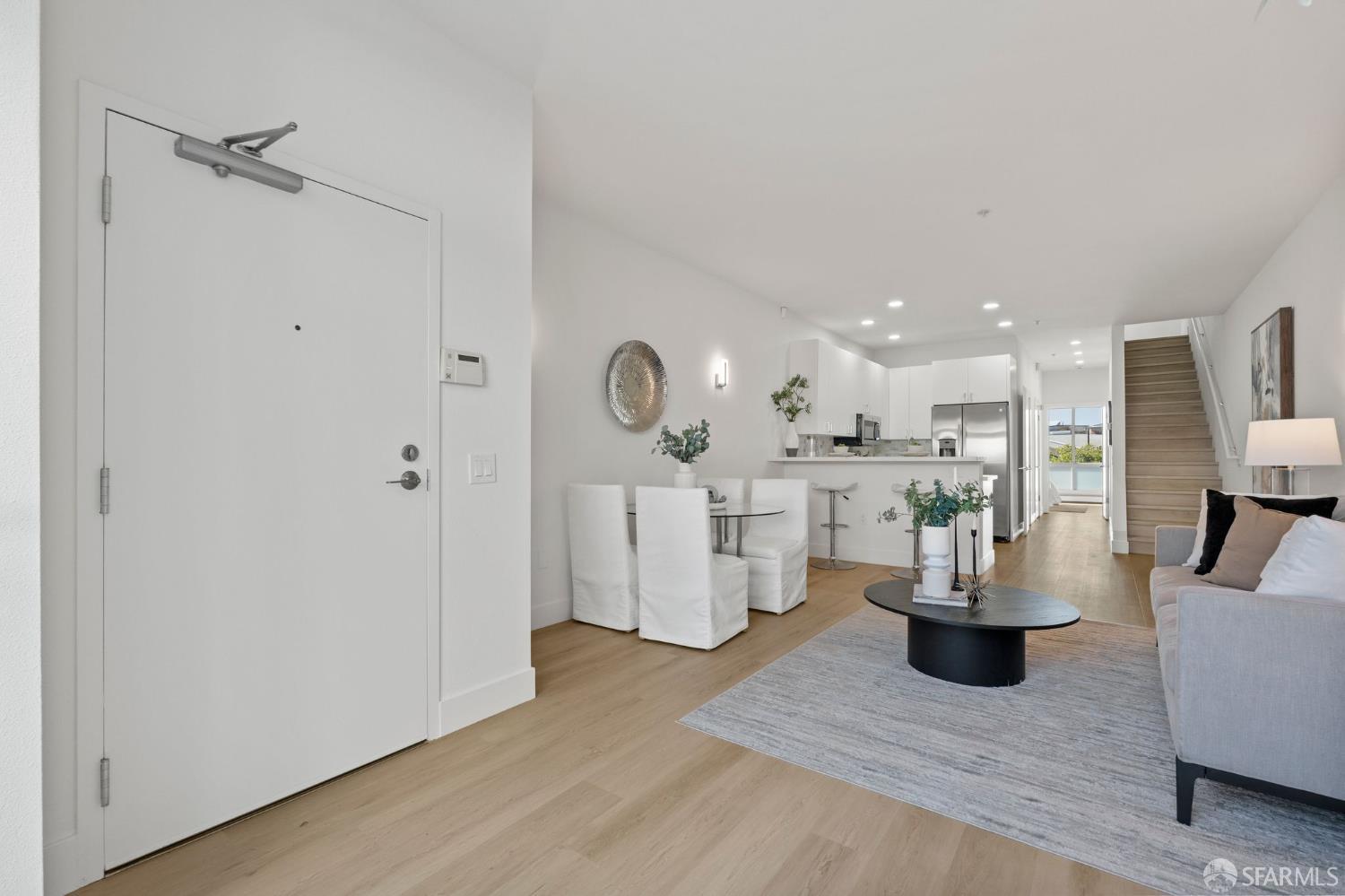 2027 Market Street # 7