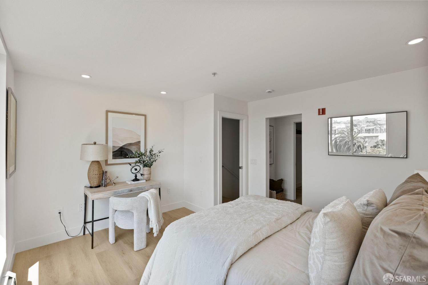 2027 Market Street # 7