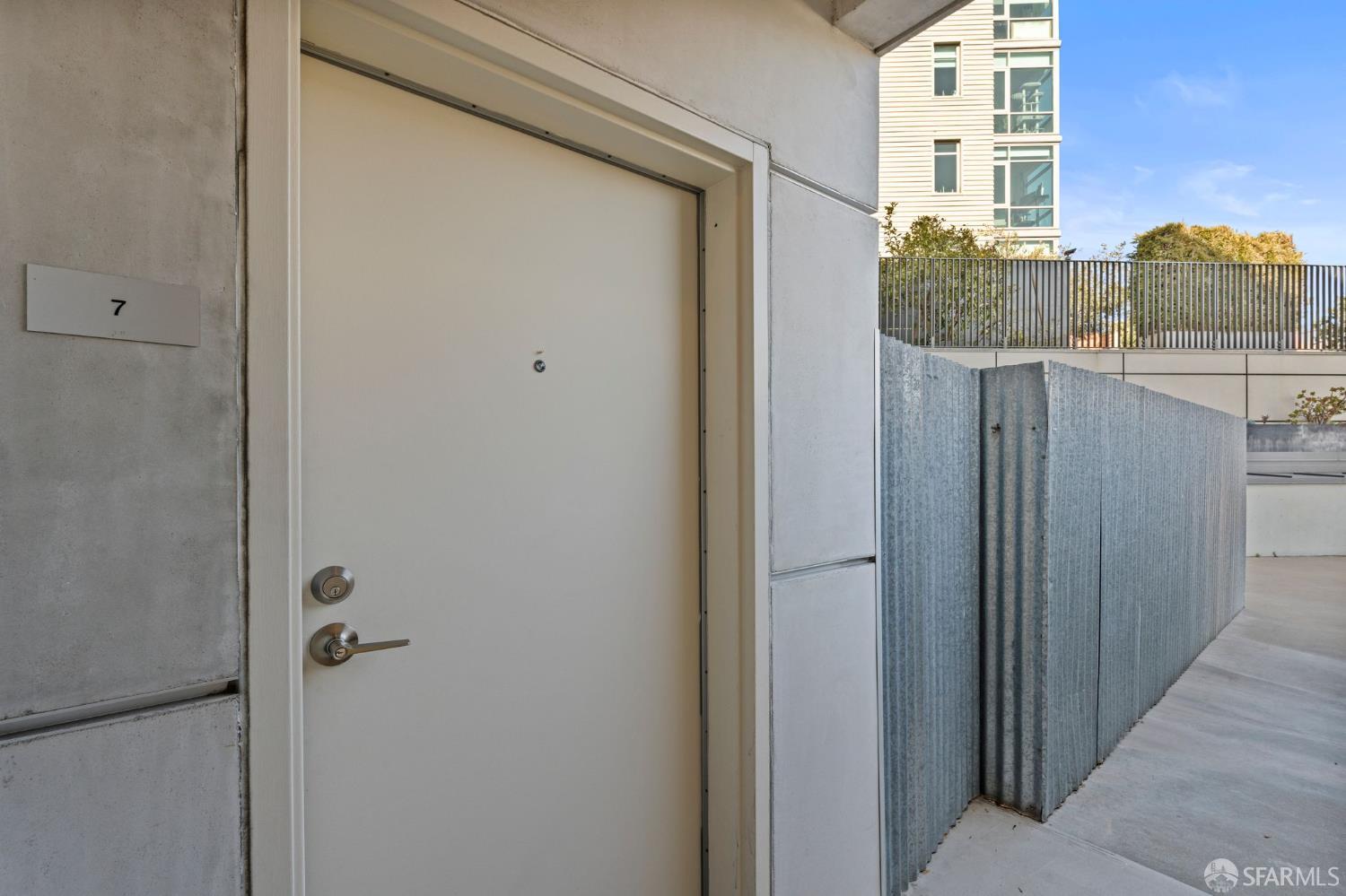 2027 Market Street # 7