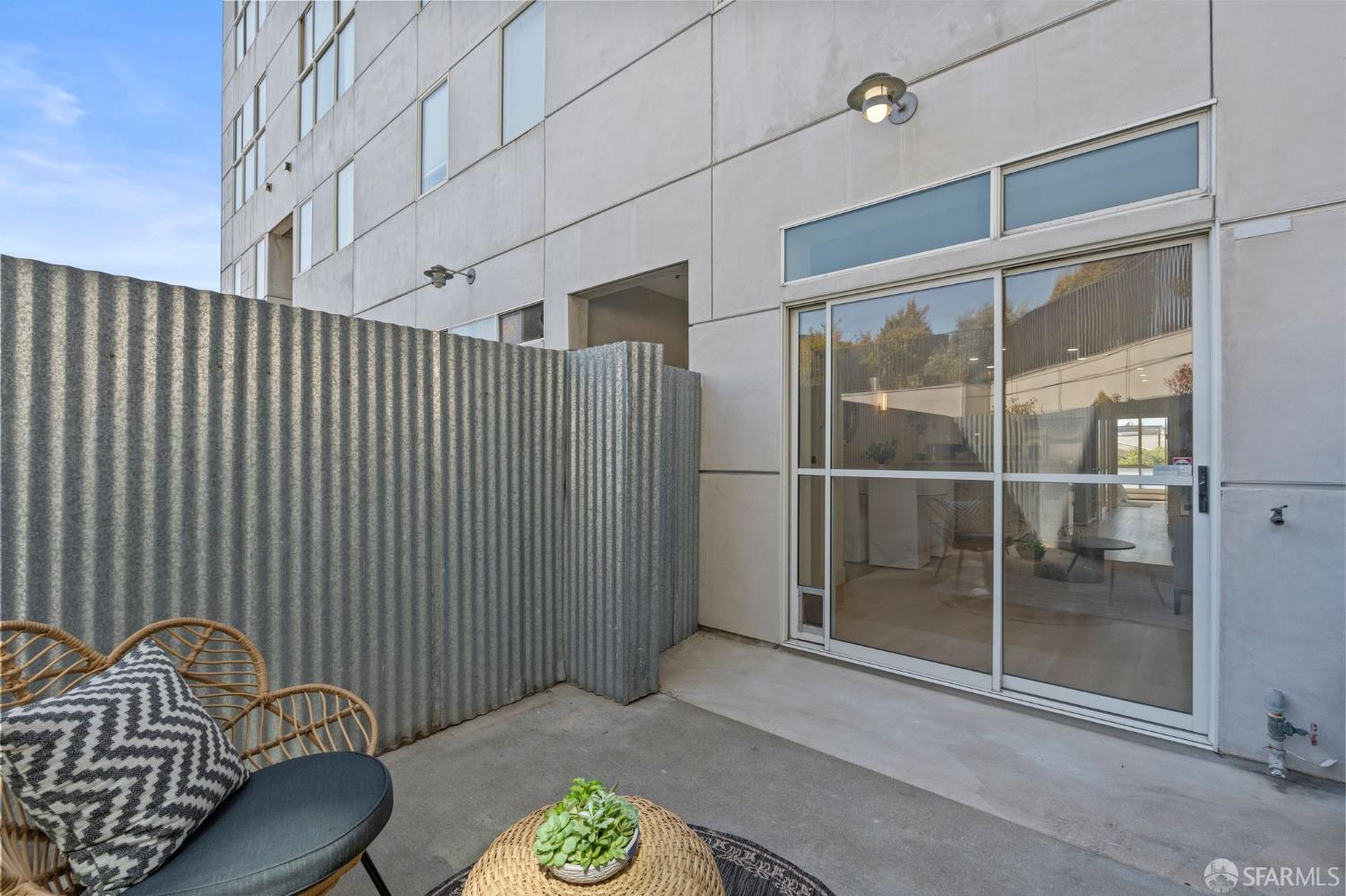 2027 Market Street # 7