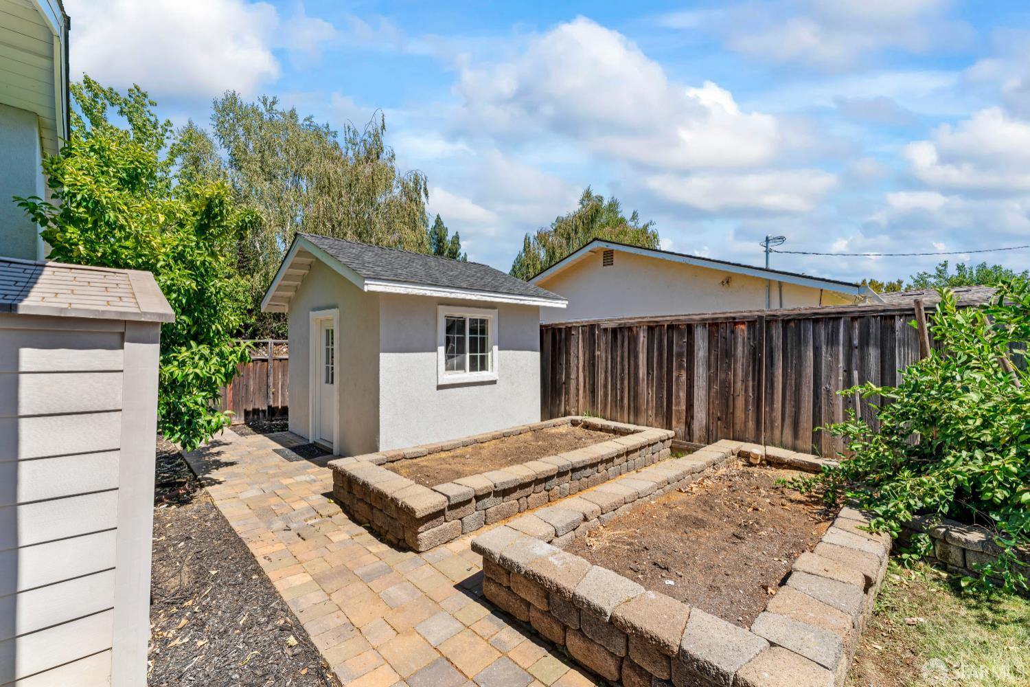 5108 Brookside Court