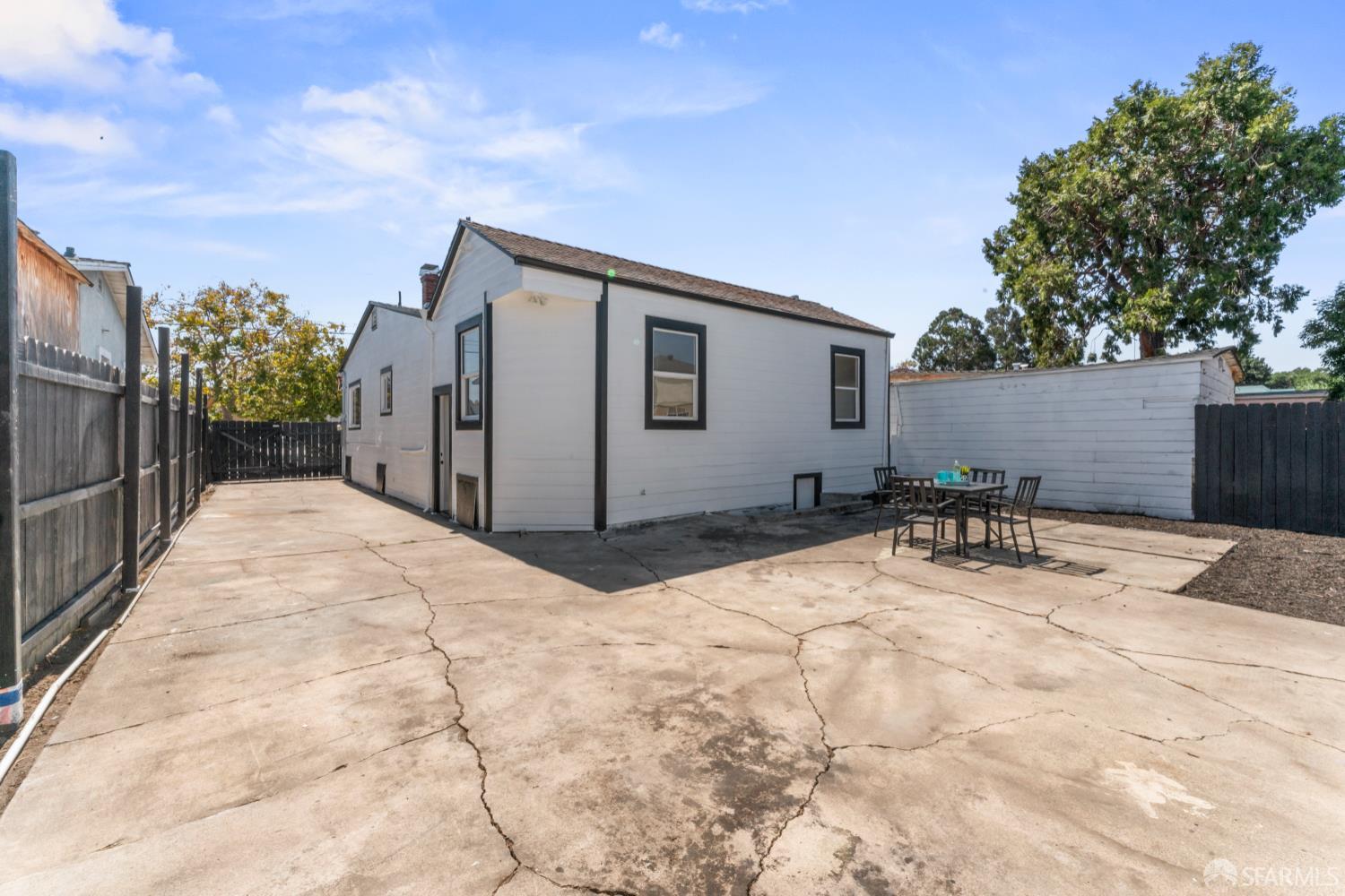 2621 Ritchie Street