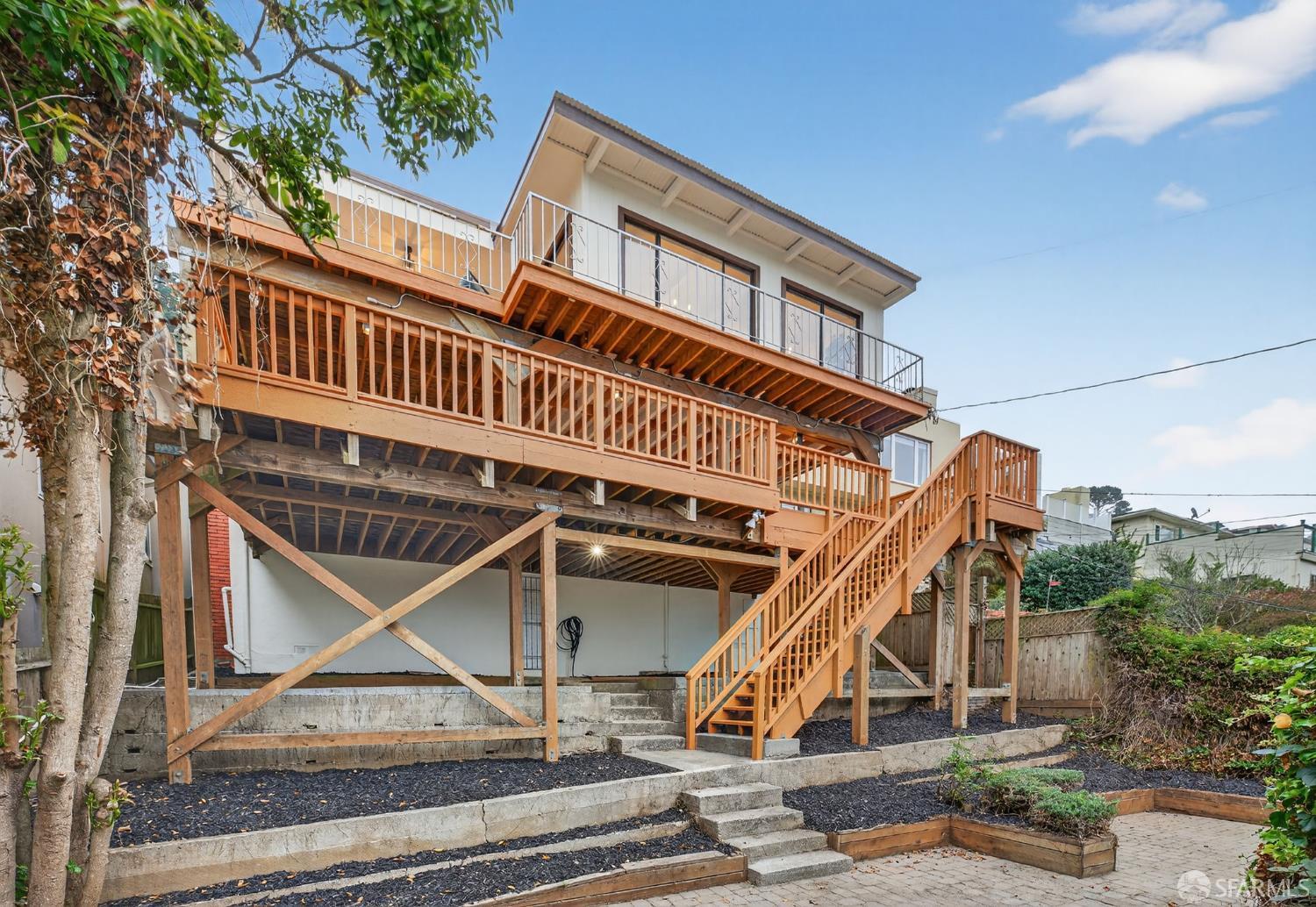 72 Cresta Vista Drive, San Francisco