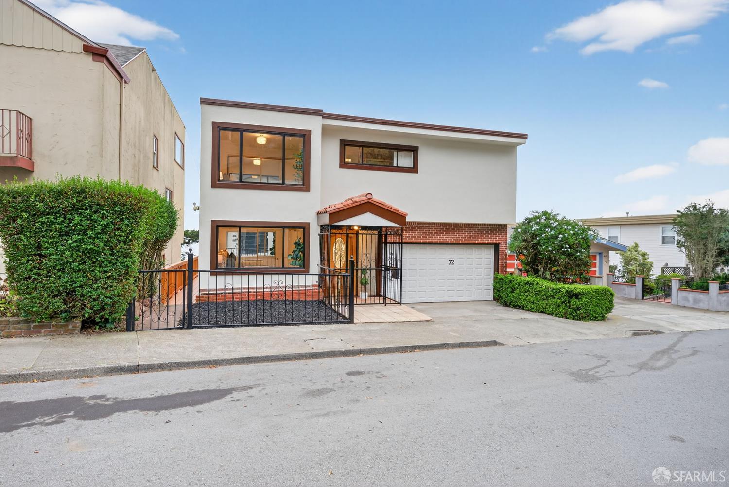 72 Cresta Vista Drive, San Francisco