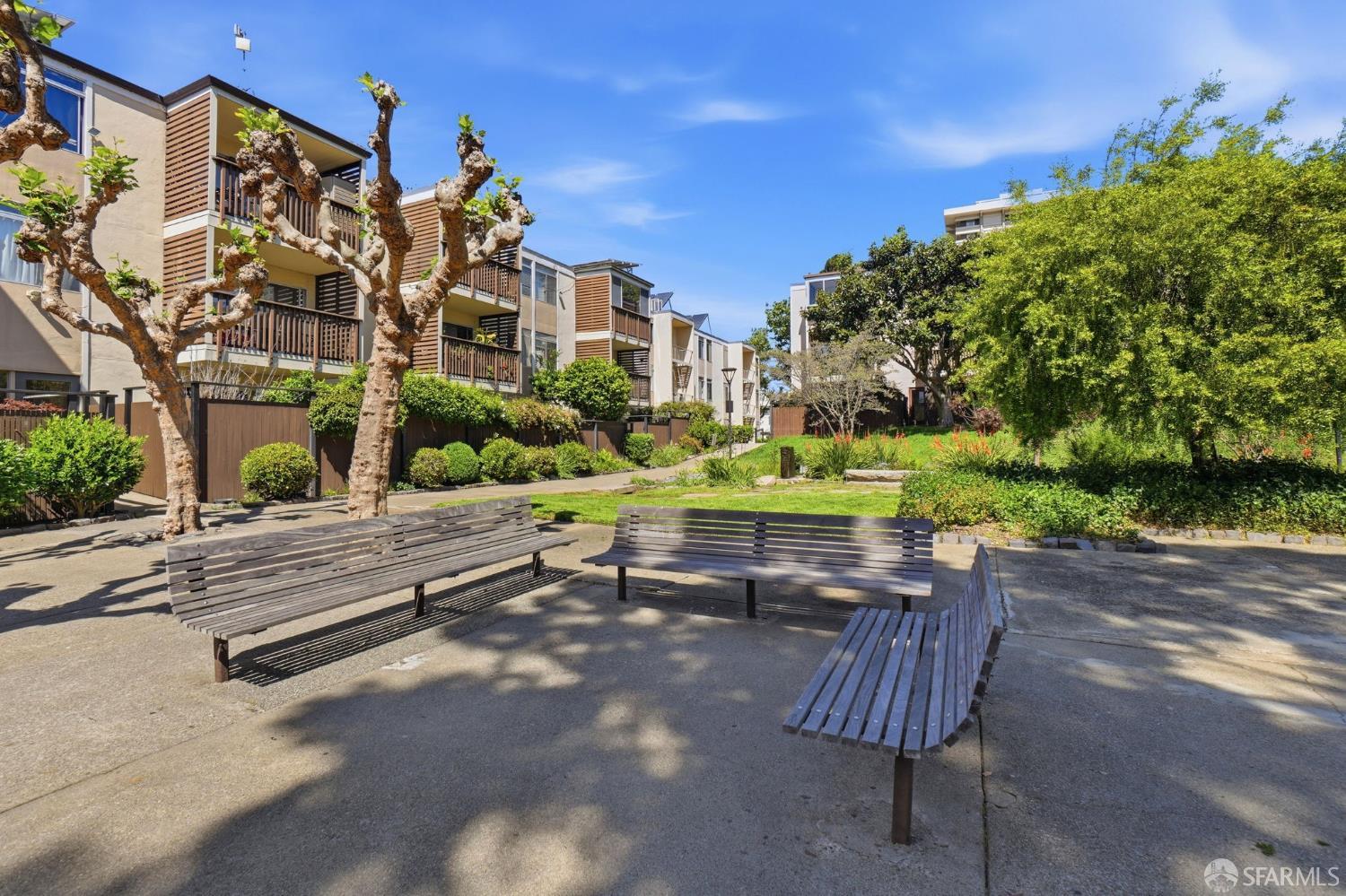 35 Lottie Bennett Lane # 4