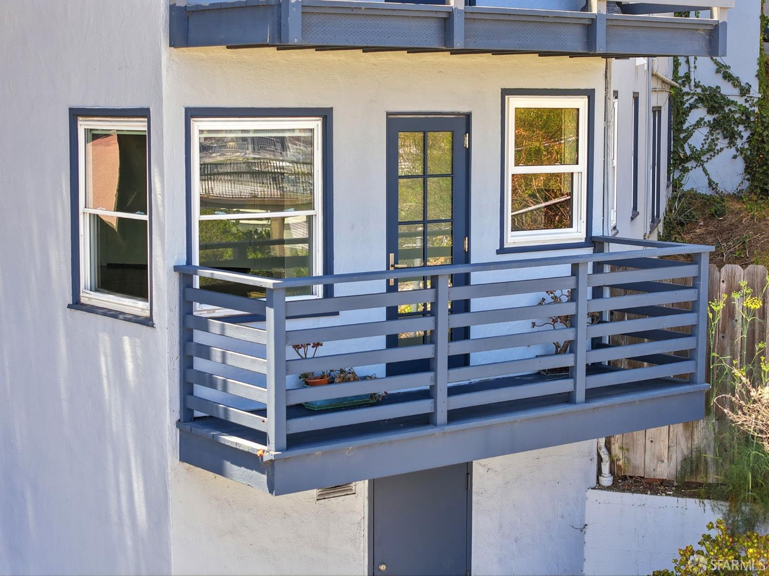 955 Corbett Avenue # 6