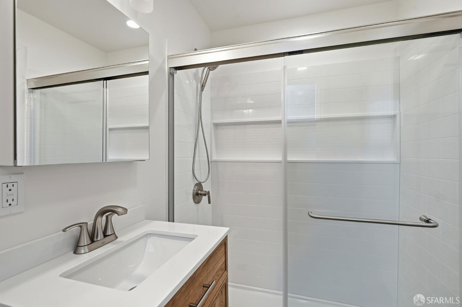 955 Corbett Avenue # 6